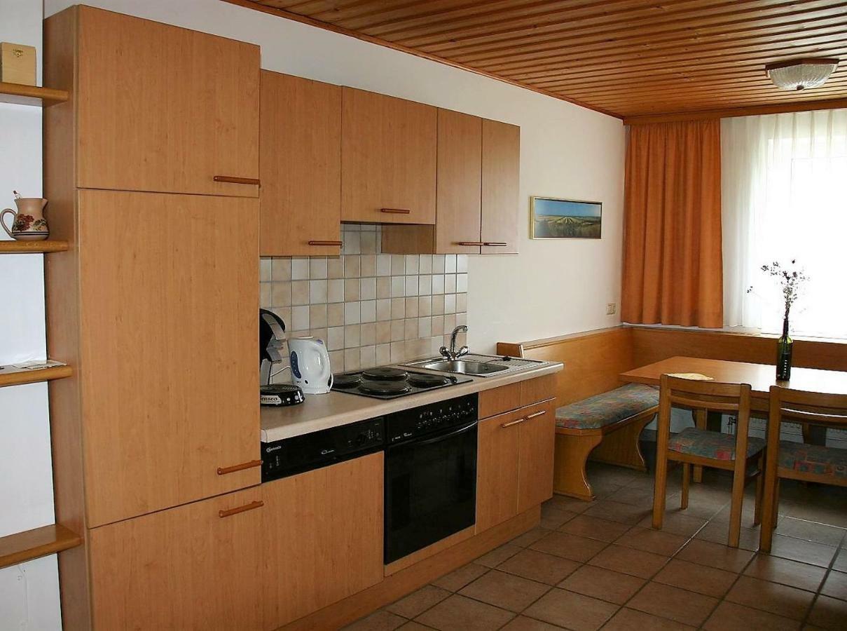 Gaestehaus Fischbach Jois Exterior photo